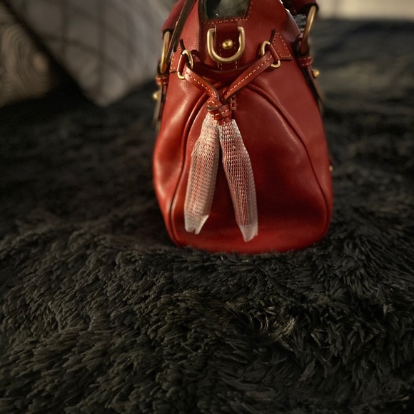 🖤Dooney & Bourke🖤Red Flouretine Satchel - Picture 5 of 16